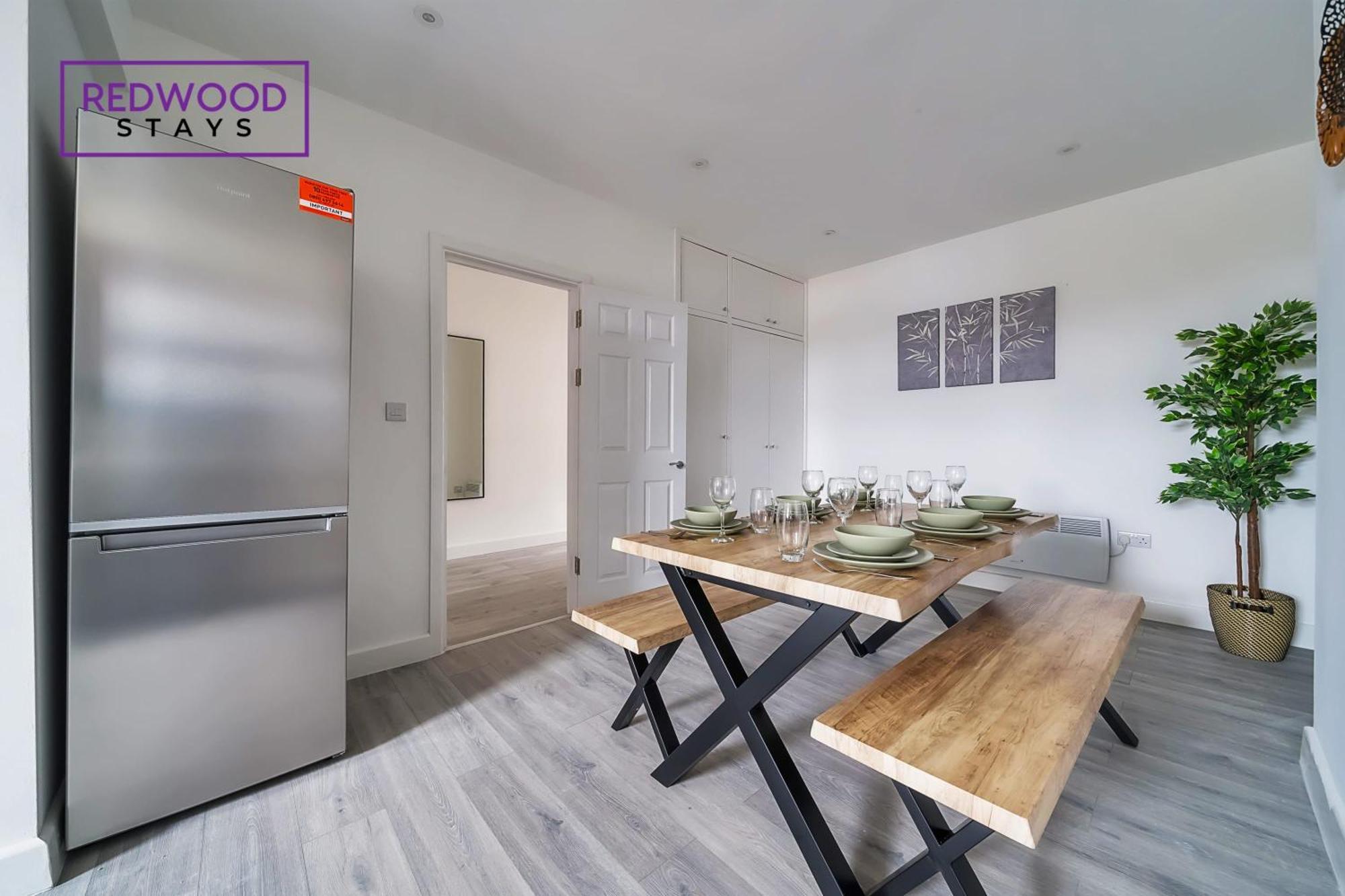 Brand New, 2 Bed 1 Bath, Modern Town Center Apartment, Free Wifi & Netflix By Redwood Stays Aldershot Exteriér fotografie